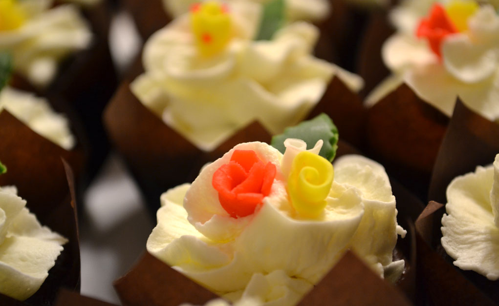 cakes and cupcakes